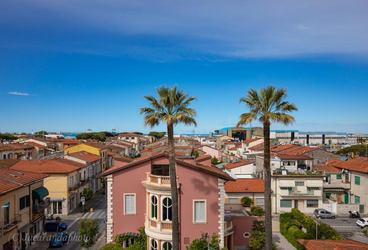 Torre Della Darsena Viareggio Exterior foto