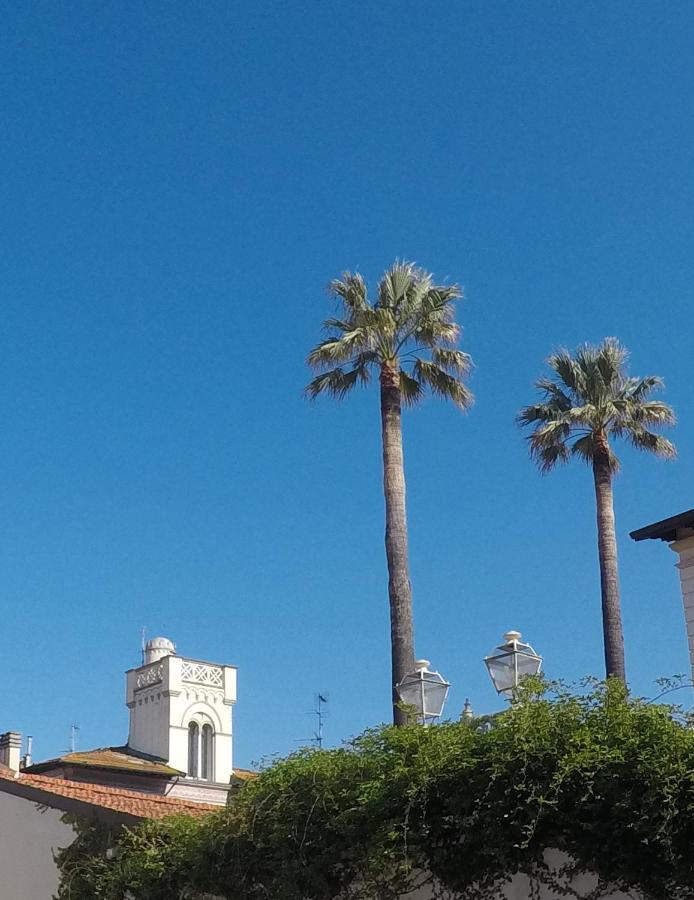 Torre Della Darsena Viareggio Exterior foto